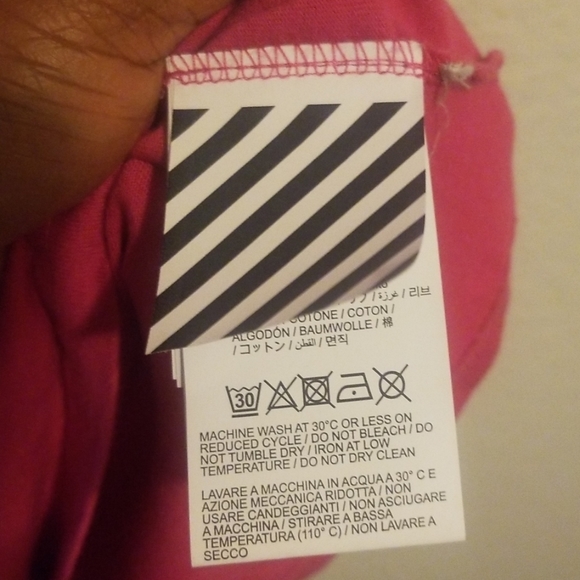 Off-White Tee - Picture 6 of 6